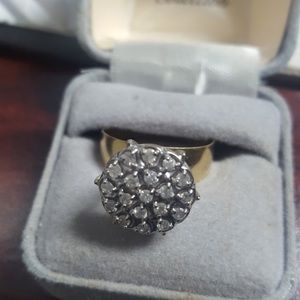 1 kt Cluster 10kt gold wide band
